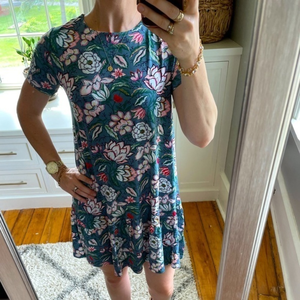 Loft floral flounce swing dress. - Picture 2 of 16